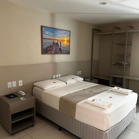 Onix Hotel Aeroporto Лауру-ди-Фрейтас Экстерьер фото