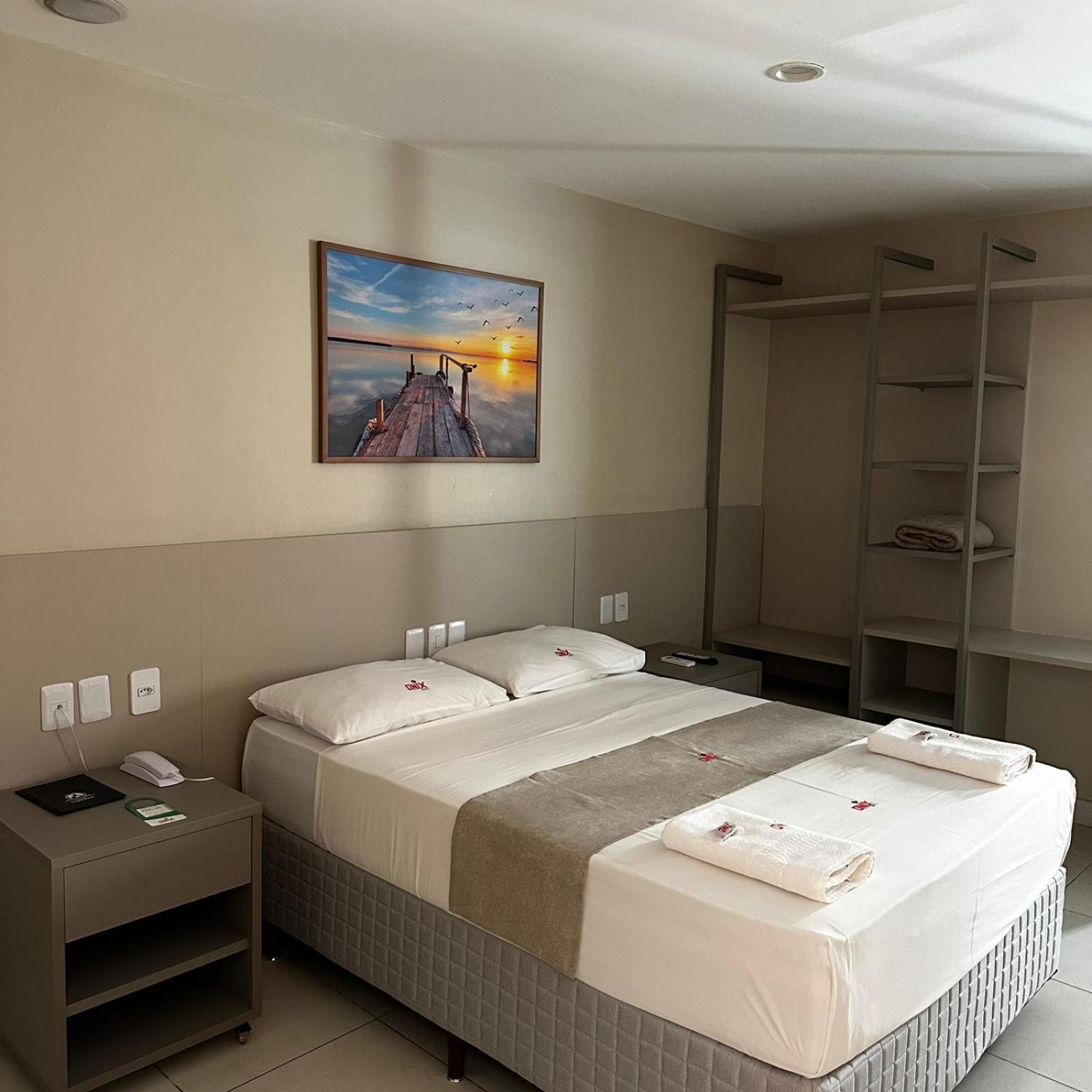 Onix Hotel Aeroporto Лауру-ди-Фрейтас Экстерьер фото