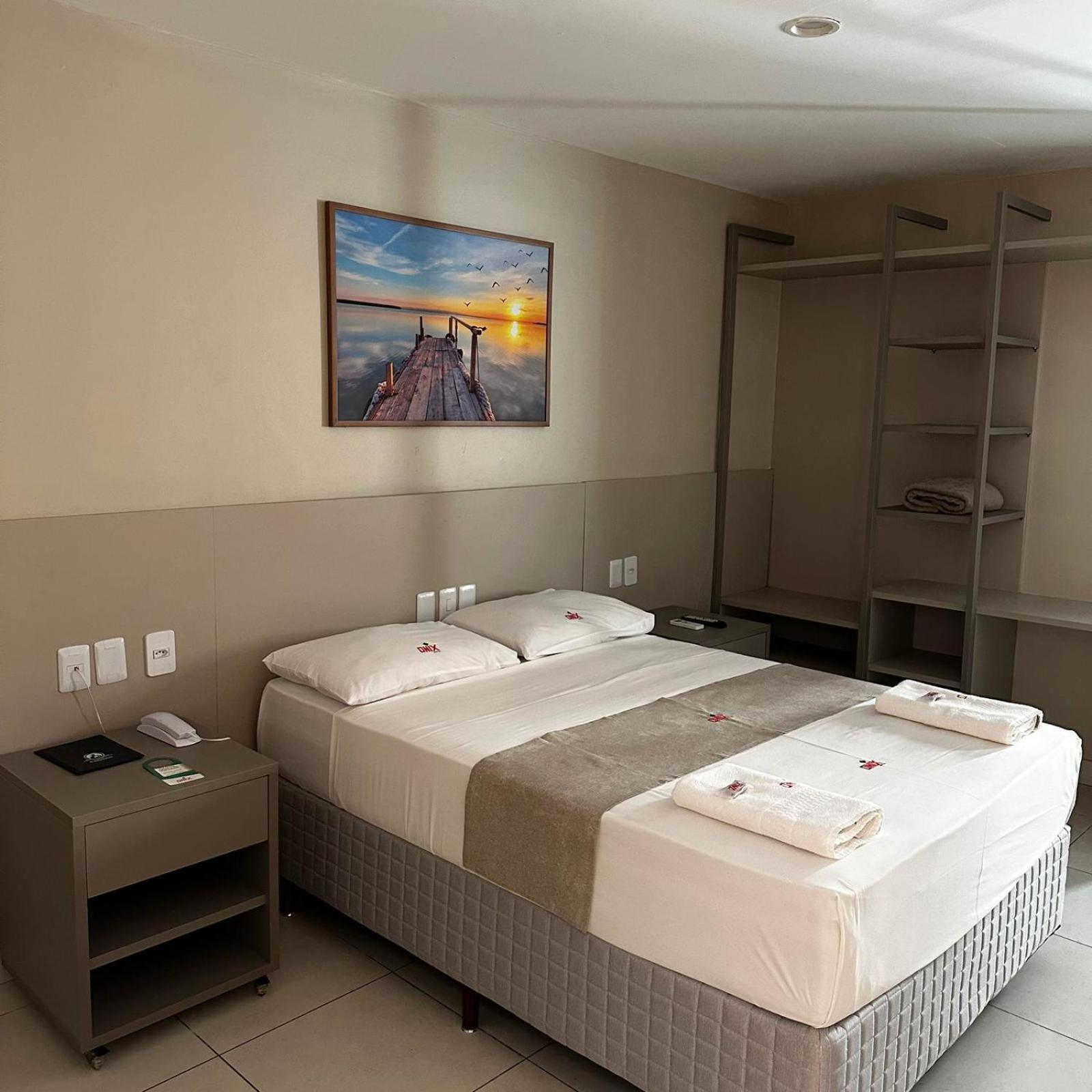 Onix Hotel Aeroporto Лауру-ди-Фрейтас Экстерьер фото